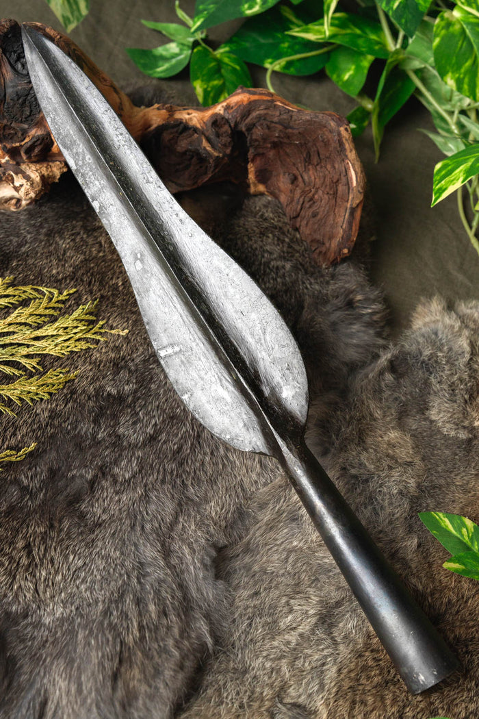 Punta de lanza celta, La Tène temprana, semi-afilada