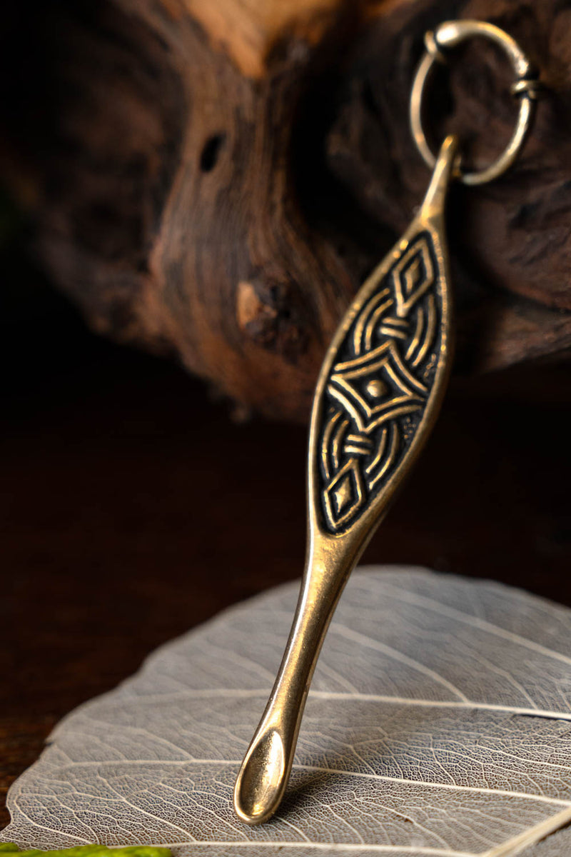 Birka Ohrlöffel Grab 523