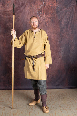 Tunica con orlo autentico, marrone miele