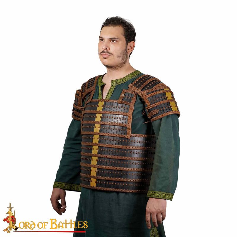 Armadura lamelar vikinga Visby, bronceada