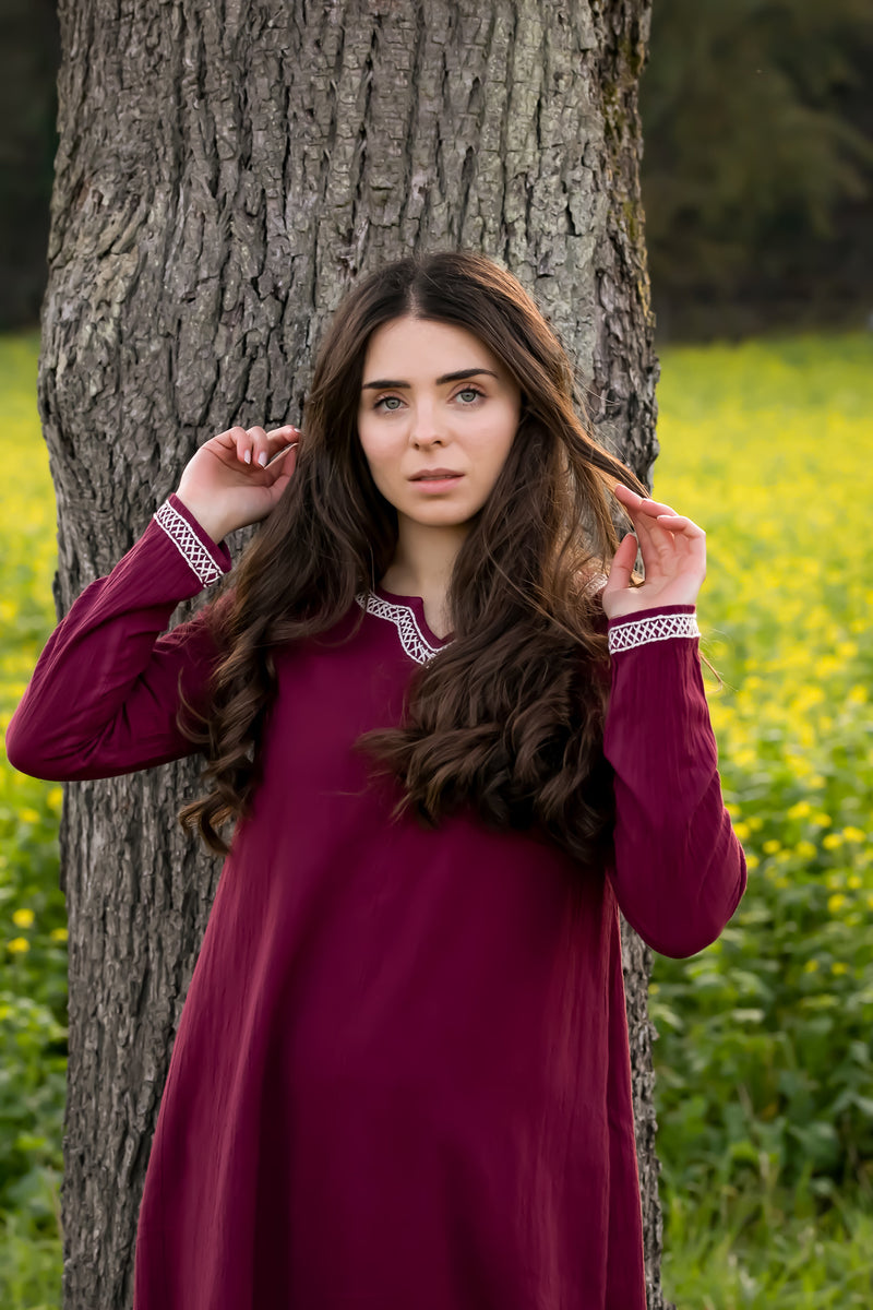 Tidlig middelalderkjole Aelswith, rød