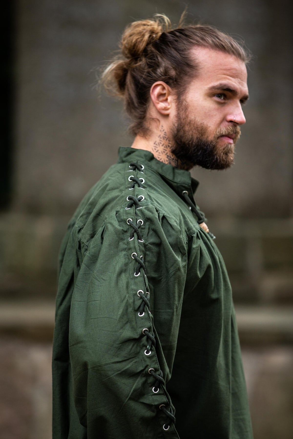 Piratskjorte med snører, grøn