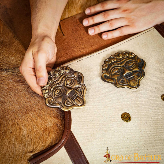 Grekiskt gorgonbeslag