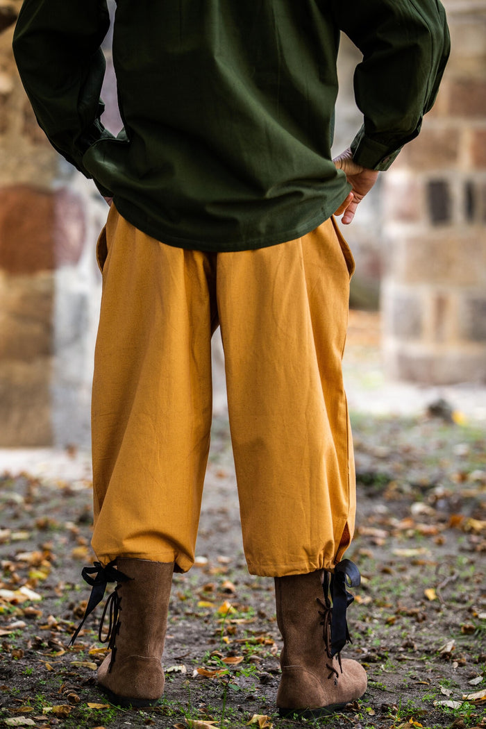 Dreiviertelhose, honigbraun