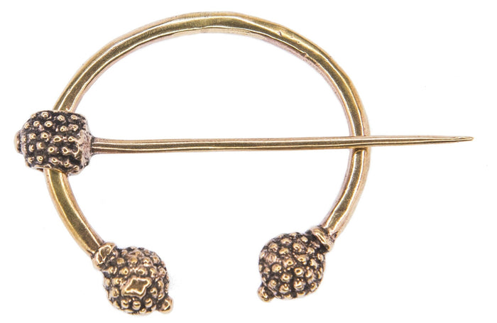 Celtic thistle fibula, bronze