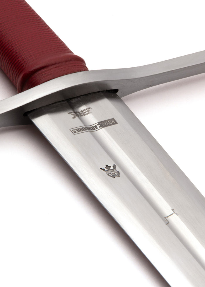 14th century longsword, Royal Armouries, semi-sharp