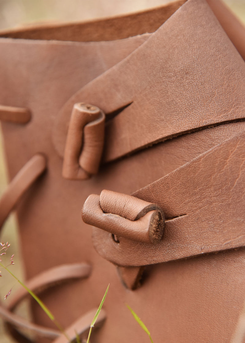 Scarpe vichinghe Jorvik con chiodi, marrone chiaro