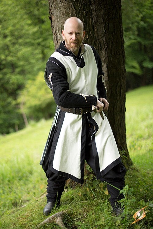 Tabard Geoffrey, white