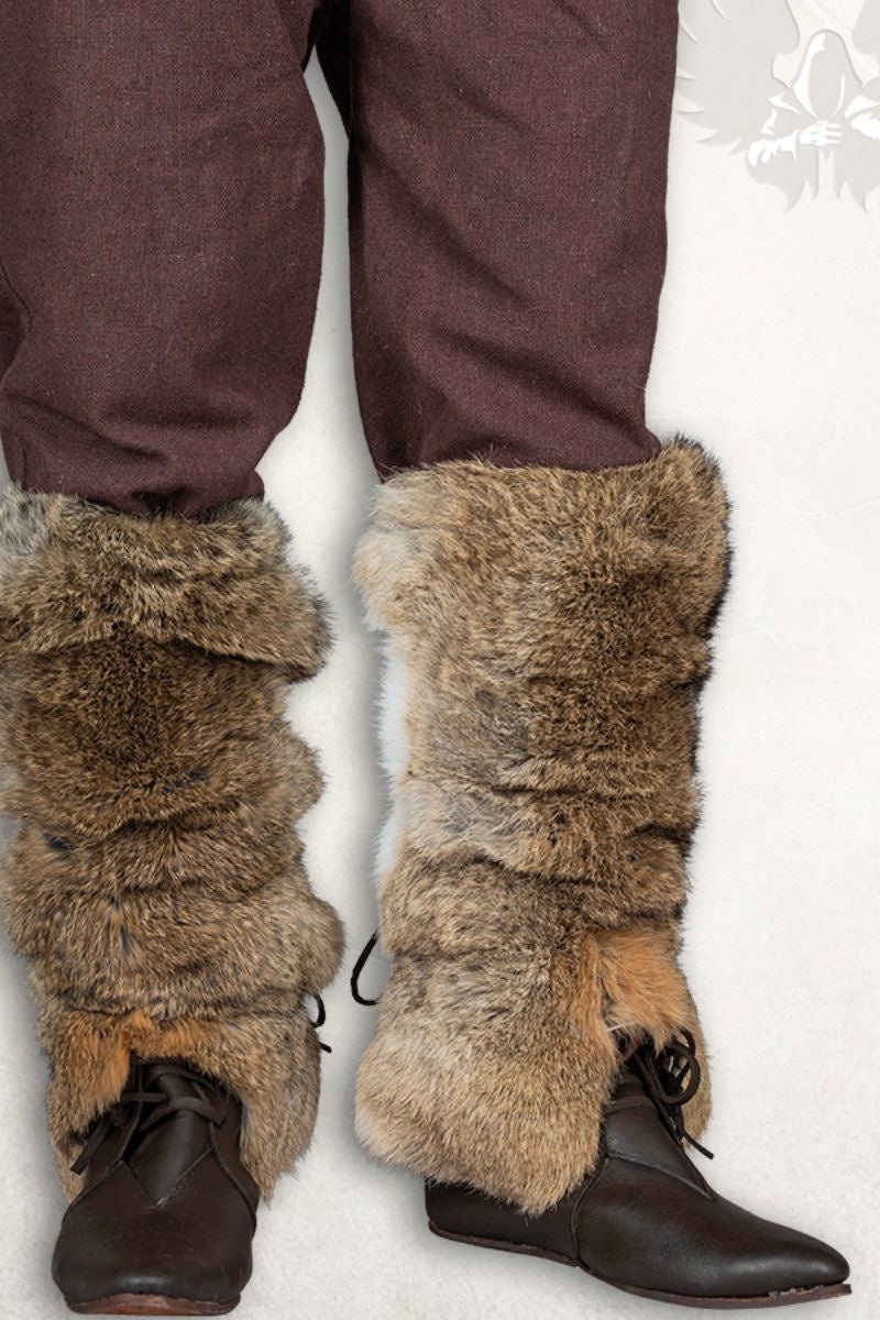 Futrzany nagolennik Rollo, brązowy