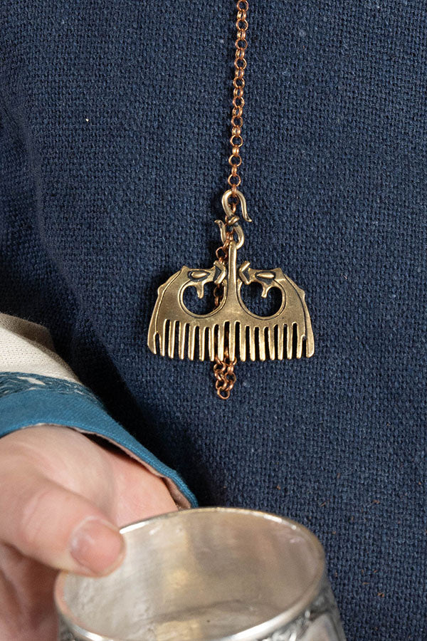 Jewelry hook pointy, 2x1 cm, bronze