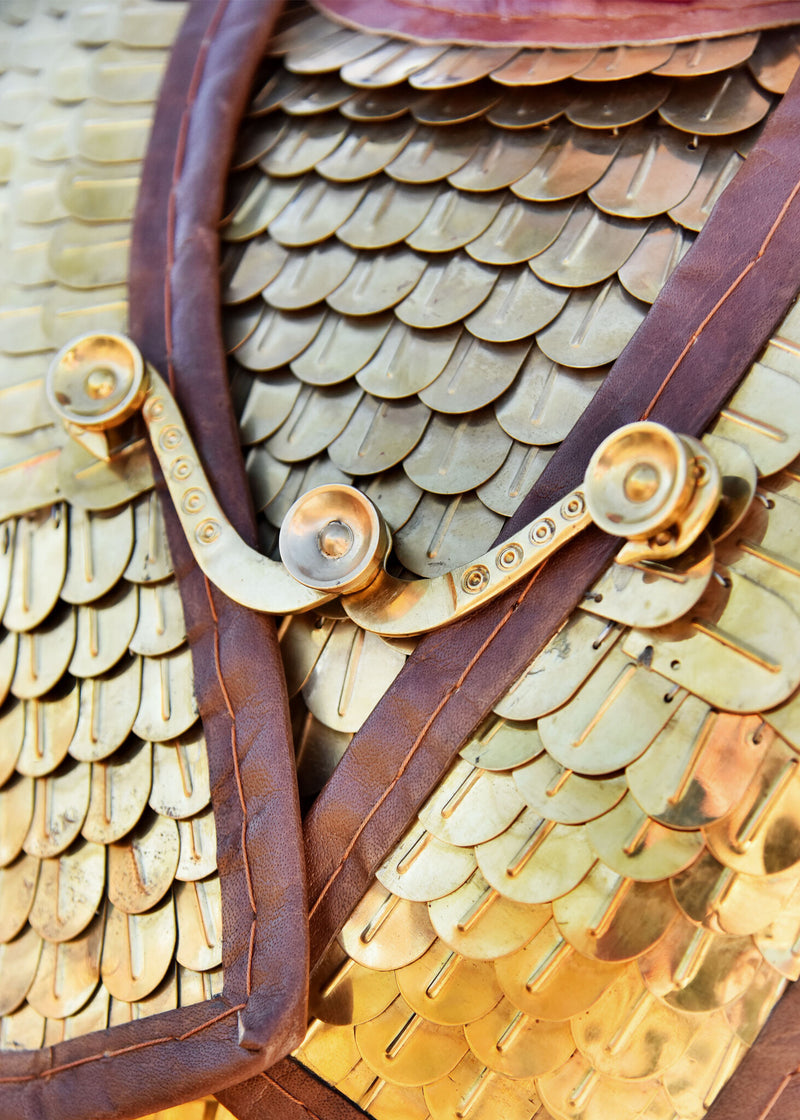 Armadura de escamas, lorica squamata, latón