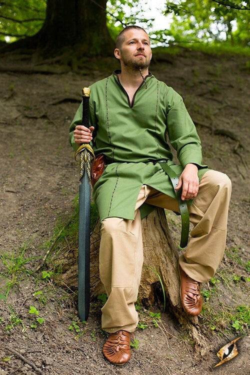 Elven tunic green