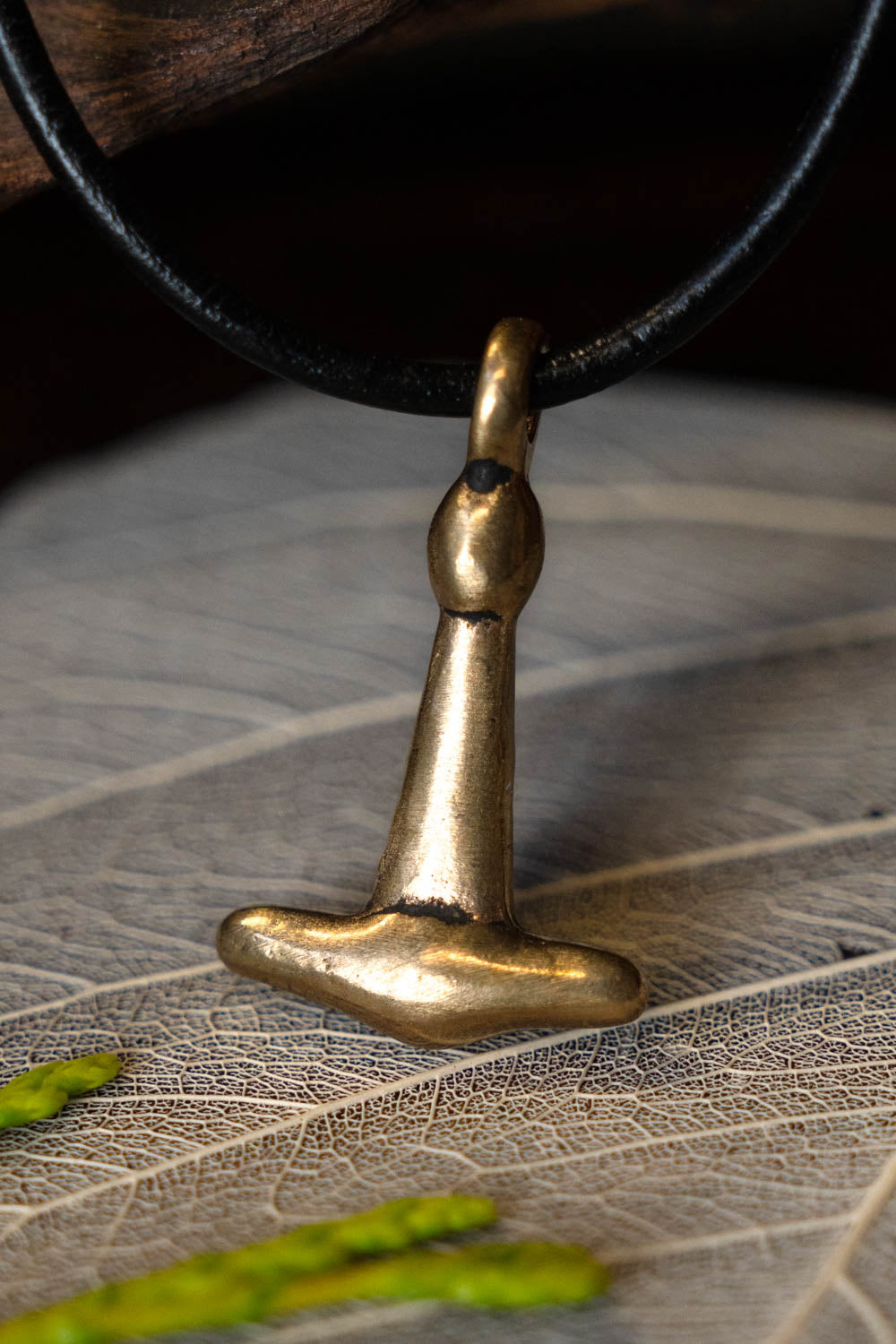 Haithabu Thorshammer, bronze