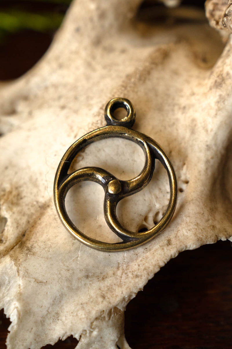 Keltisches Sonnenamulett, Bronze