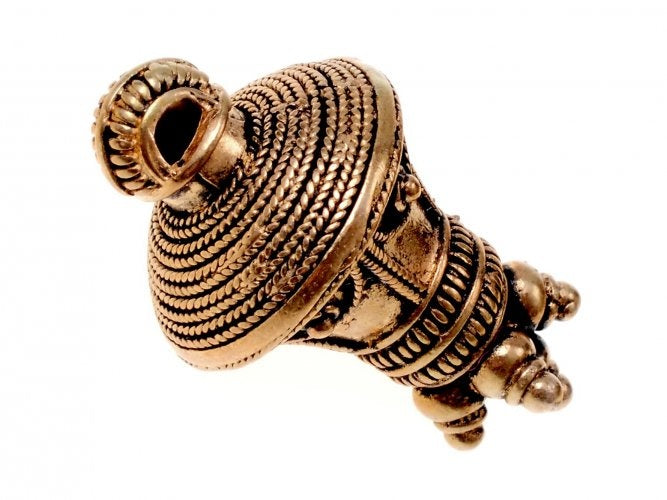 Germański wisiorek–berlok, brąz