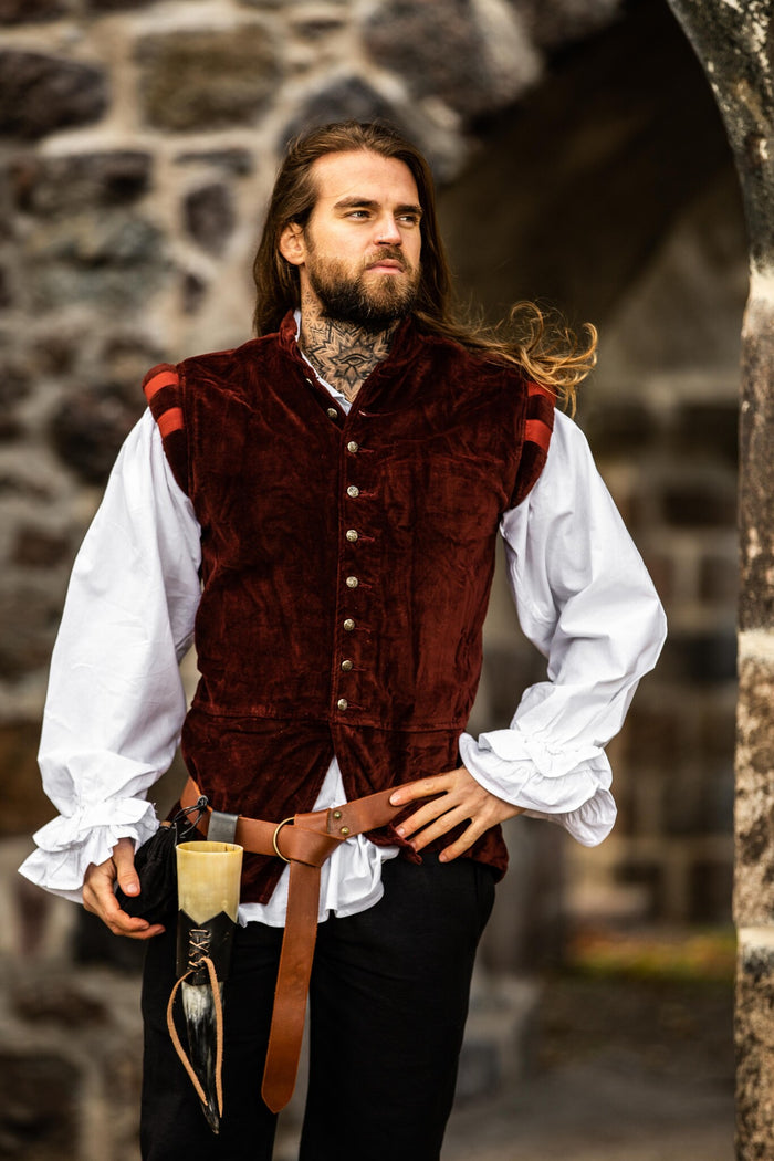 Samt Doublet mit Metallknöpfen, rot