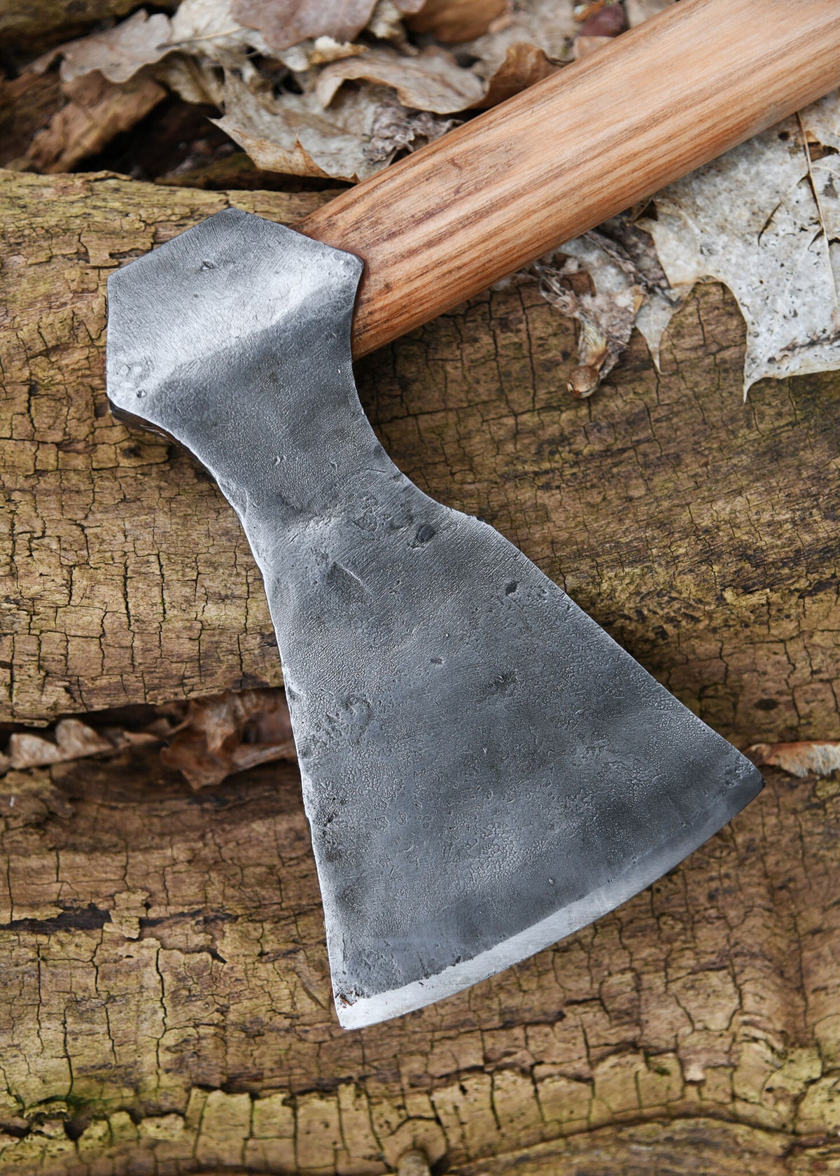 Wikiński topór, stal kuta ręcznie, typ F, półostry