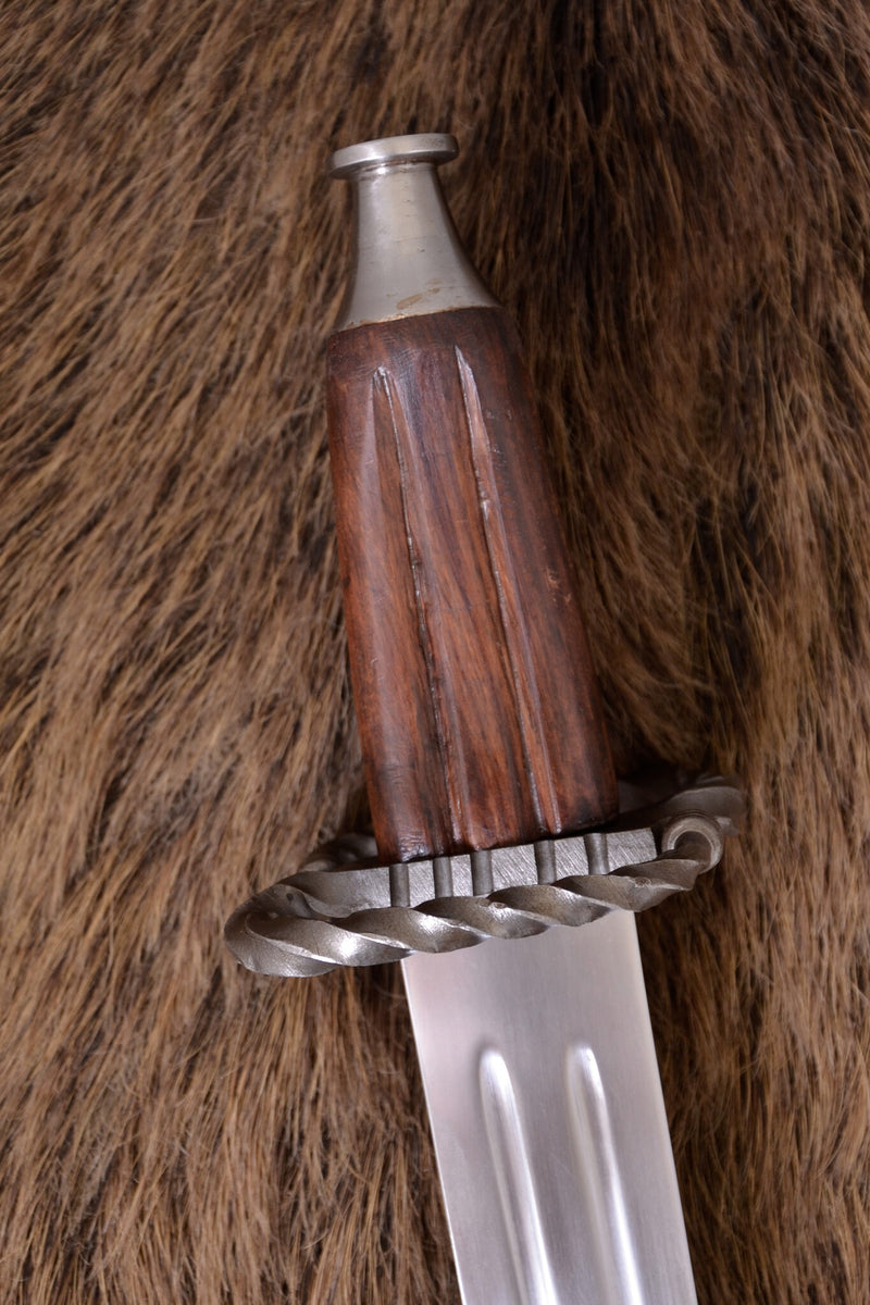 Landsknecht dagger, semi-sharp