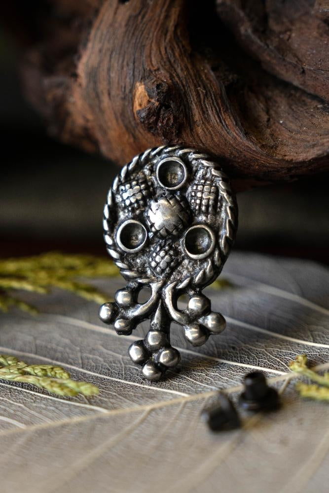 Renaissance belt fitting London, silvered