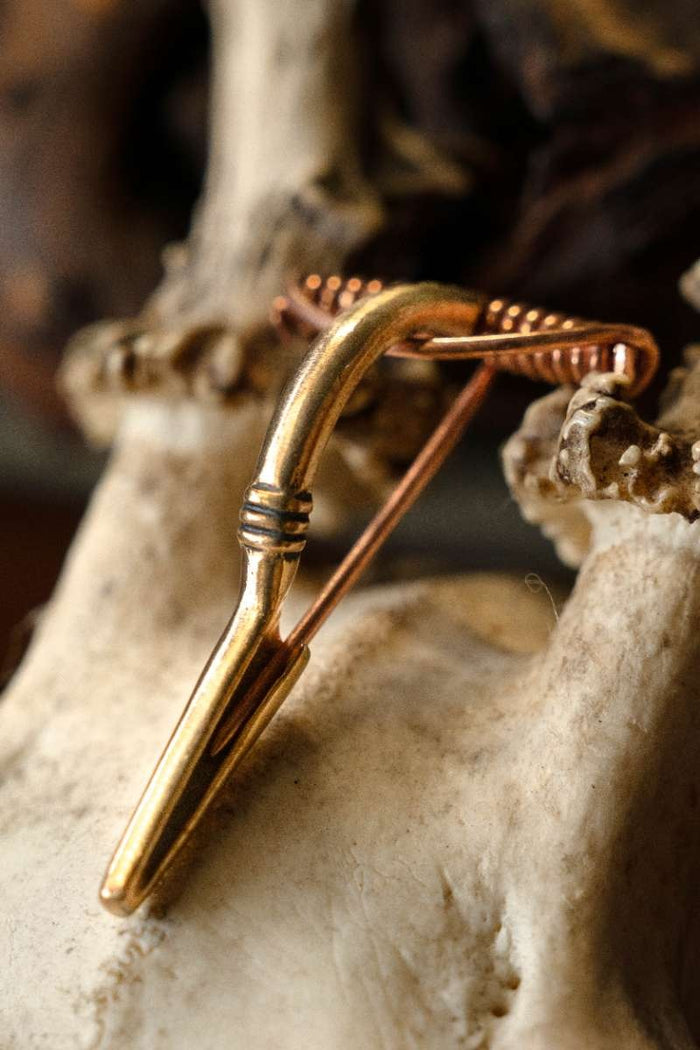 Germansk armbrøstfibula, bronze