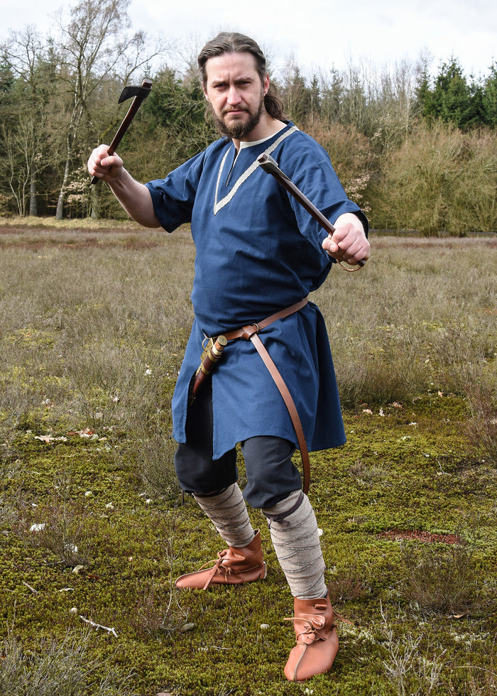 Vikinge kasteøkse, type L, semi-skarp