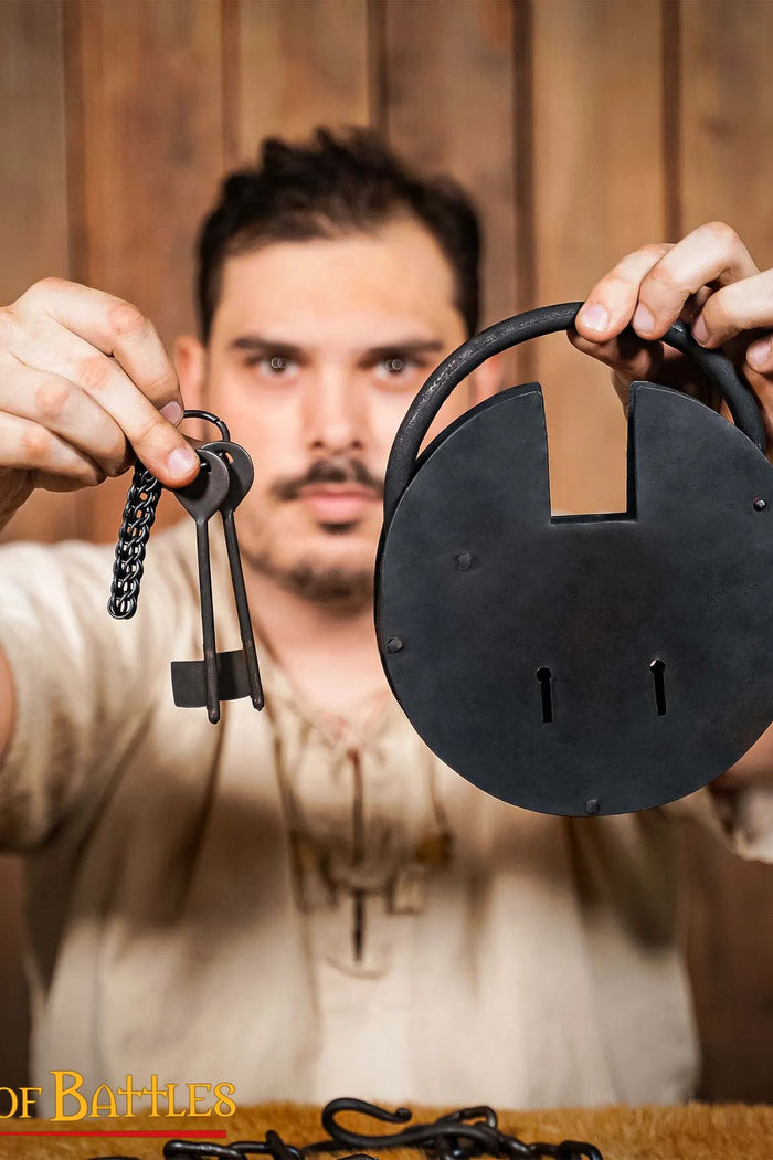 Stort medeltida hänglås