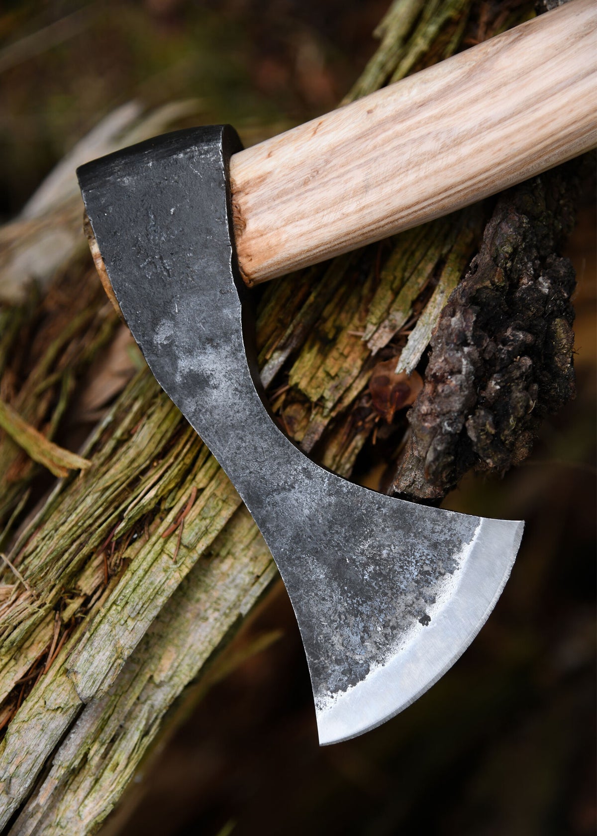 Hache de lancer Franciska, semi-tranchante