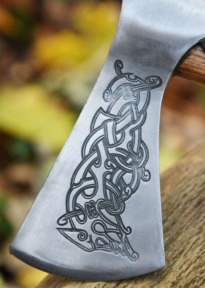 Viking bijl, type L, gegraveerd, semi-scherp