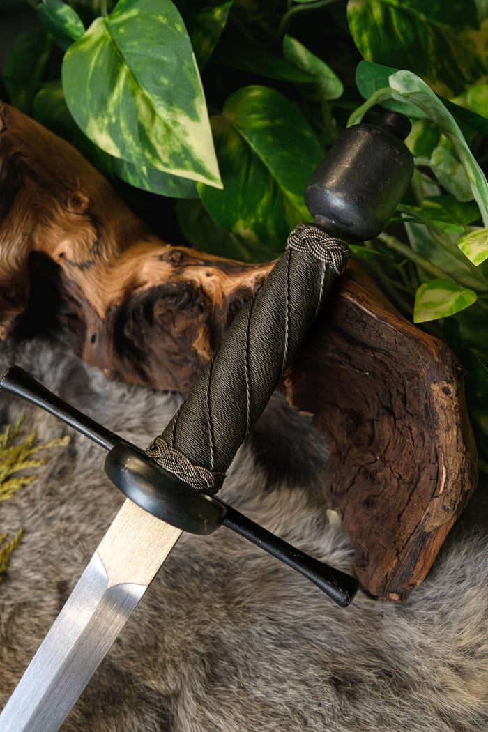 Torino Main Gauche Antiqued, sharp