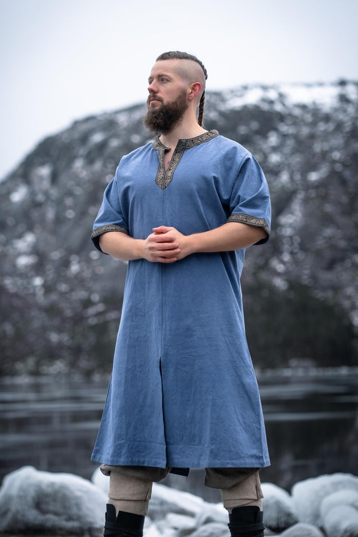 Celtic tunic, short sleeves, light blue