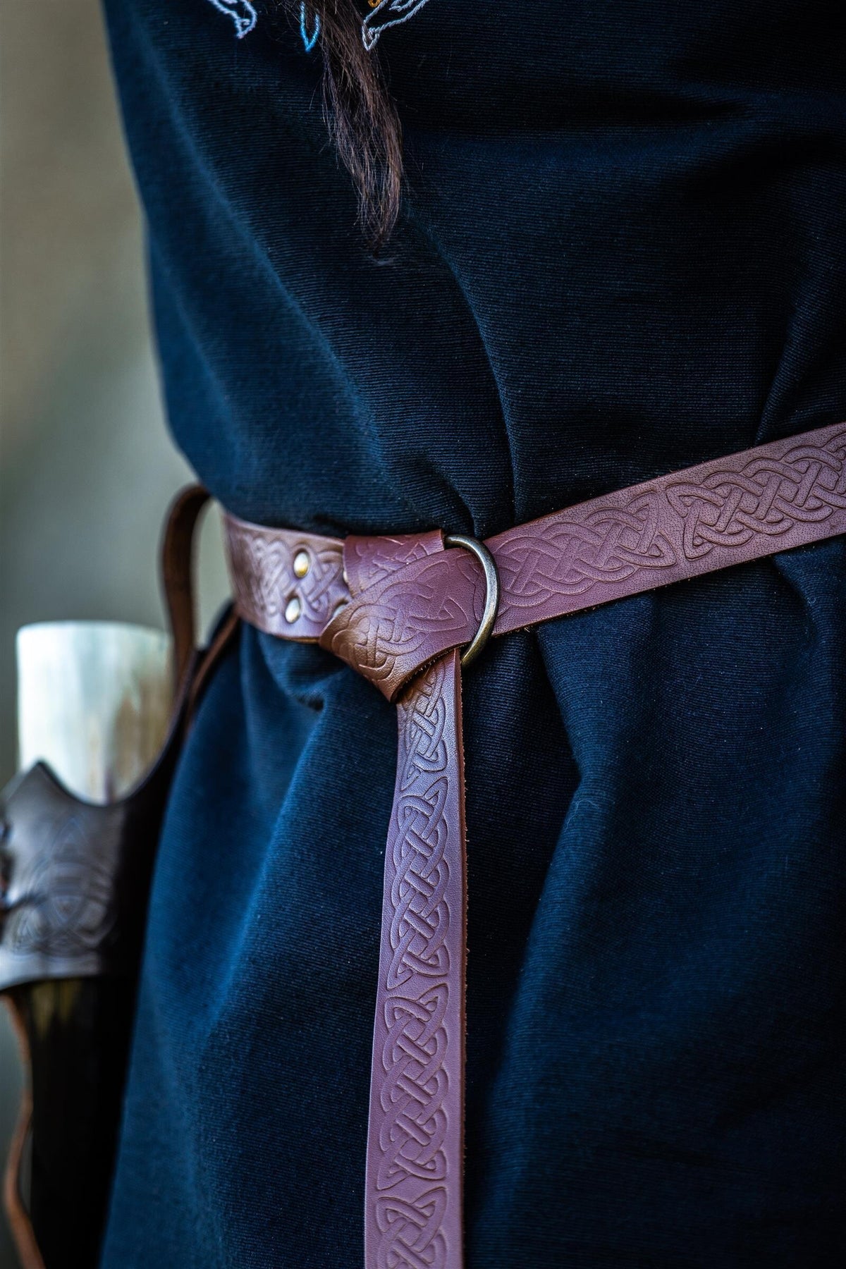 Ceinture celtique avec fermeture à anneau, brune