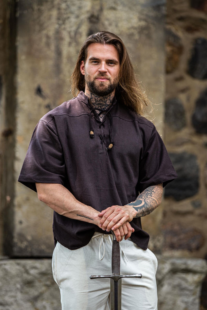 Chemise à manches courtes, médiévale, brun