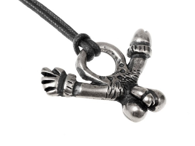 Romeins fascinum-amulet Kalkriese, 1e eeuw, verzilverd messing