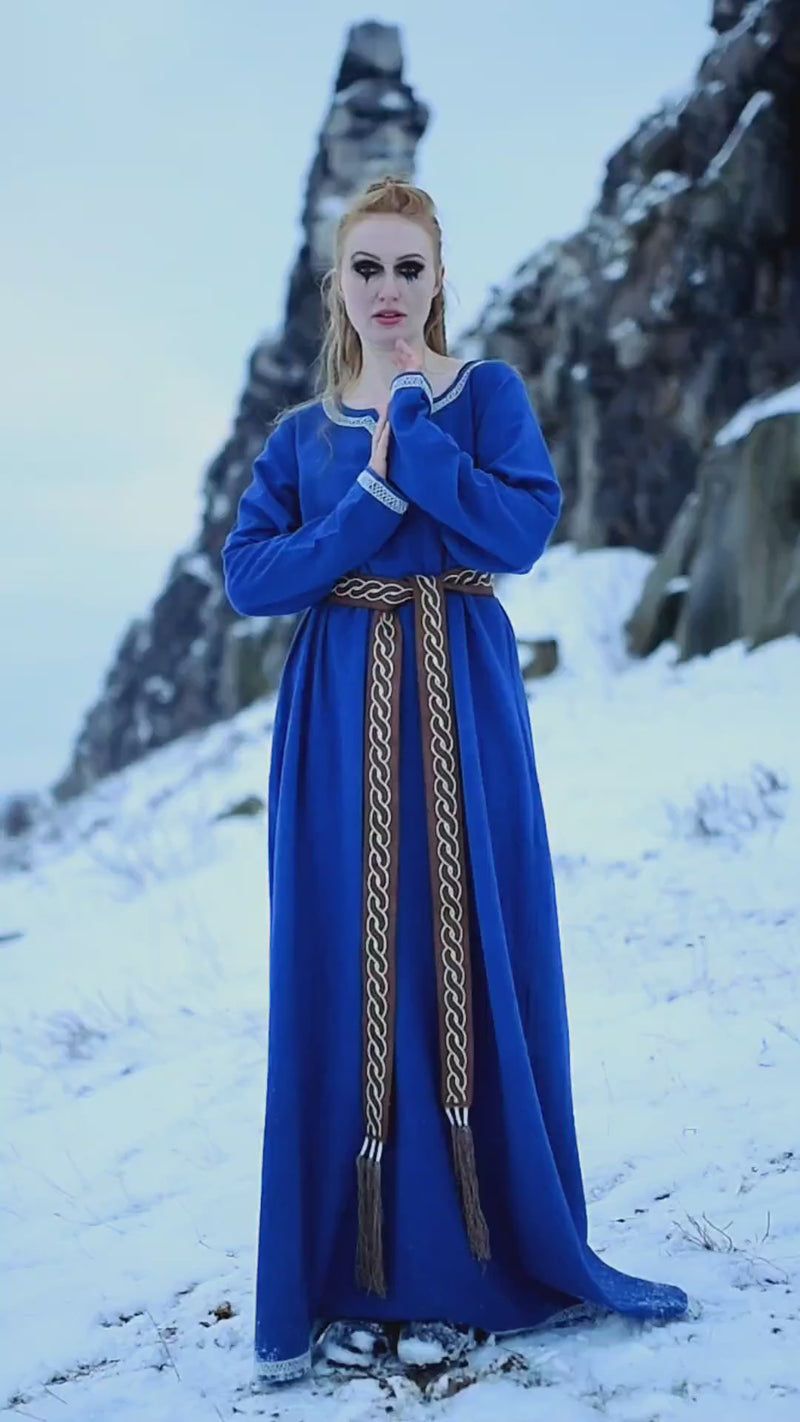 Frühmittelalterliches Kleid Aelswith, blau