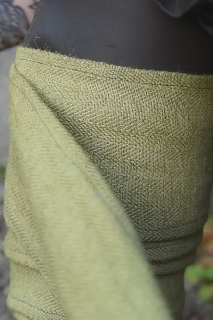 Viking winingas herringbone motif Halfdan, green