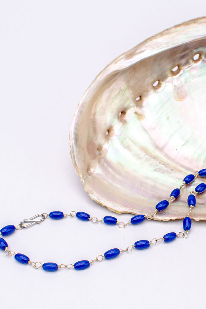 Romeinse ketting Cornelia met ovale donkerblauwe stenen