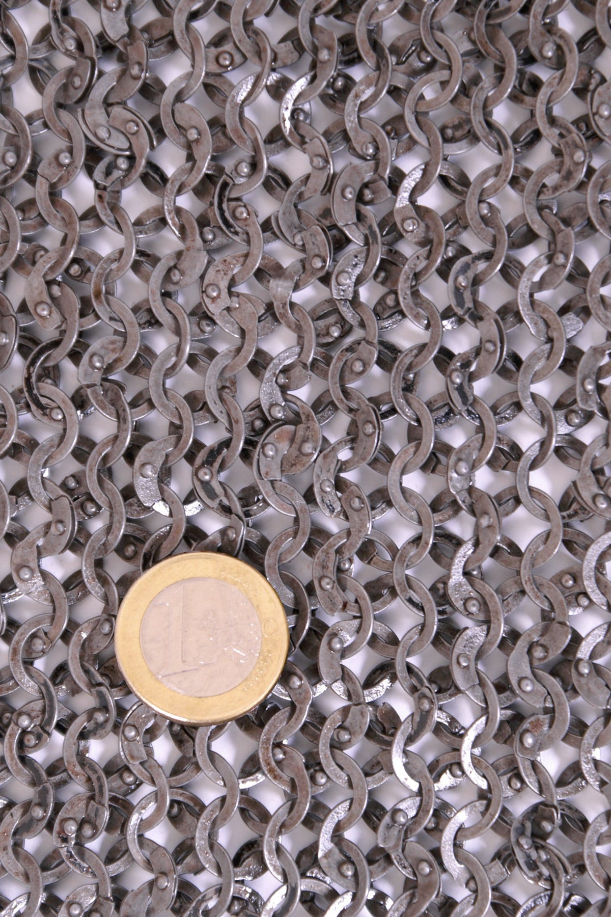 Hauberk, płaskie pierścienie, okrągłe nity, 8 mm