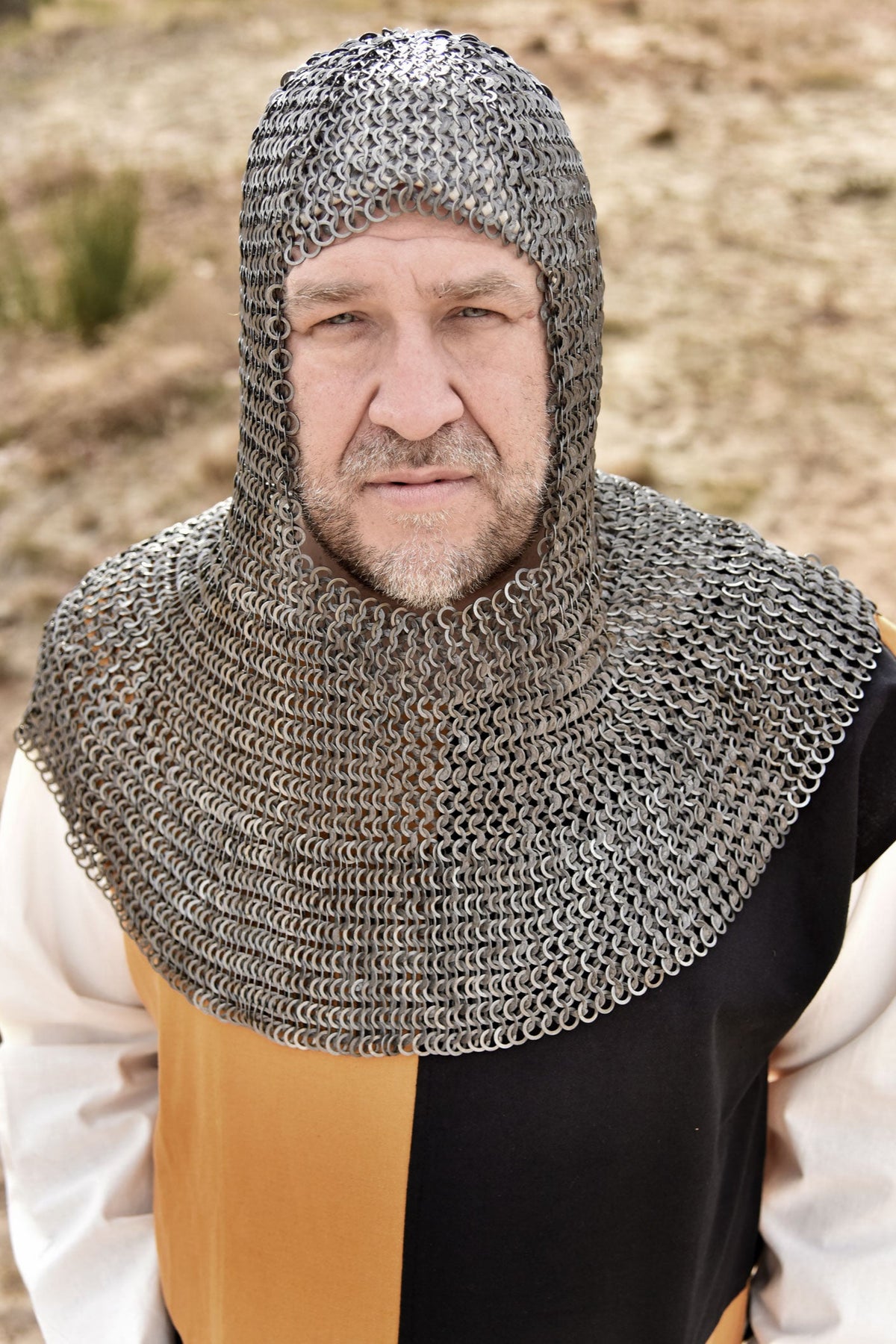 Ringbrynjehætte, blandede flade ringe – kileformede nagler, 8 mm