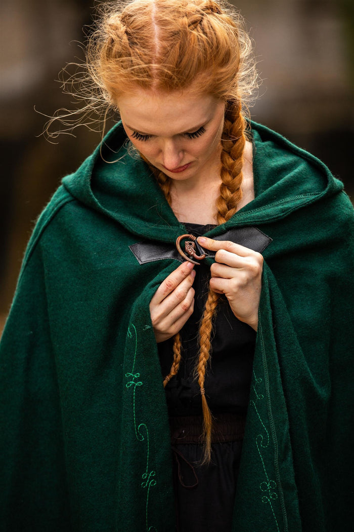 Broderet kappe Damia med lukning, grøn, uldblanding