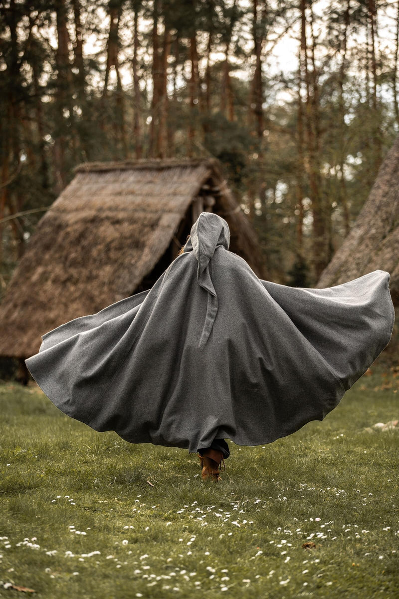 Manteau médiévale avec capuche, gris, mélange de laine