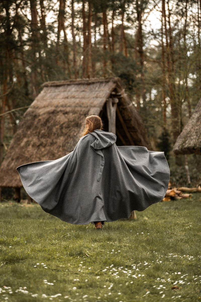Manteau médiévale avec capuche, gris, mélange de laine